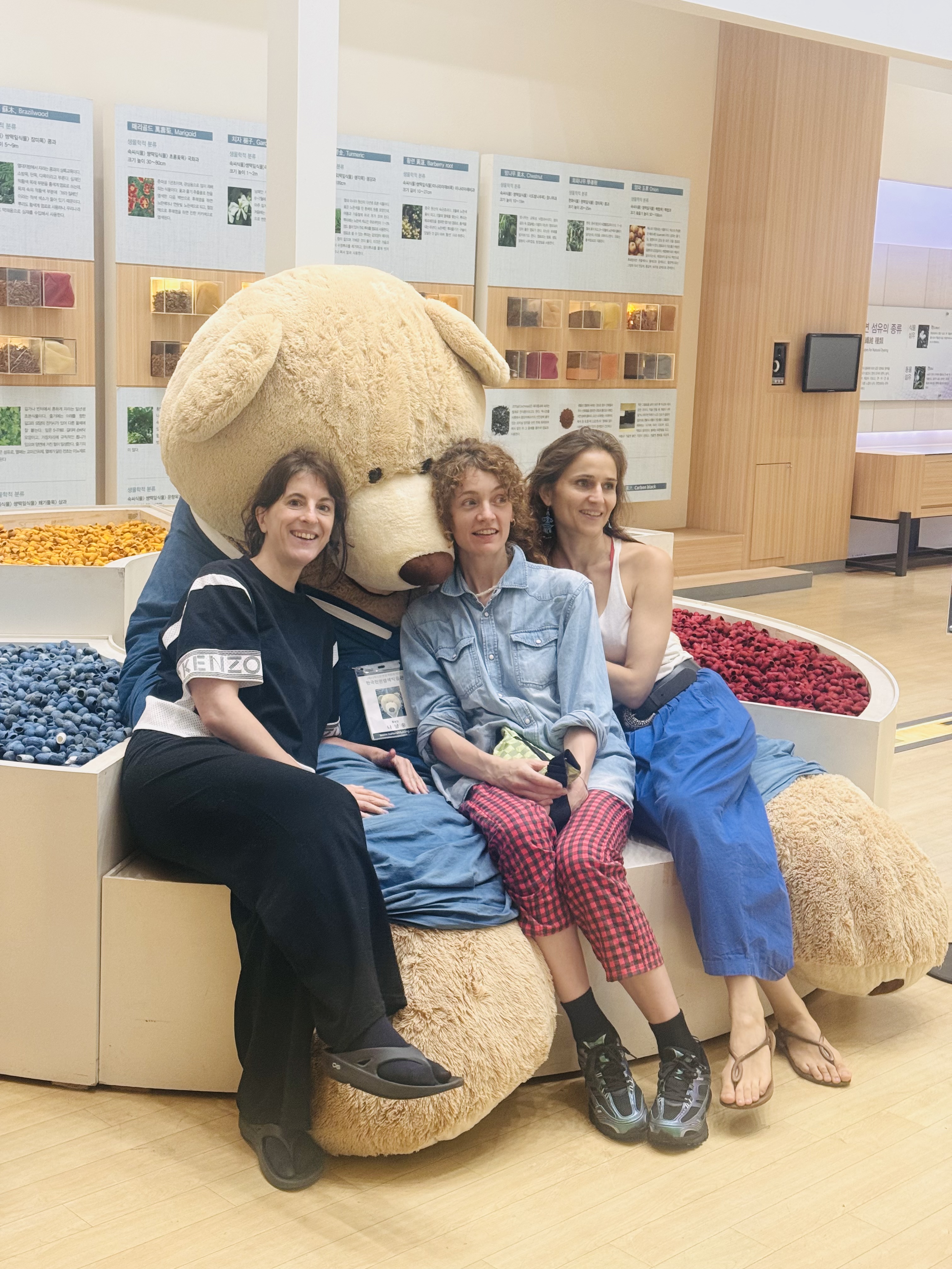 한국천연염색박물관 방문 및 체험(Visit to the Korea Natural Dyeing Museum & Natural Dyeing Experience) (1)
